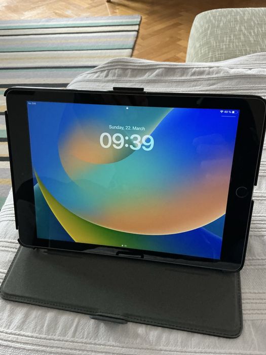 Таблет Apple iPad 128gb