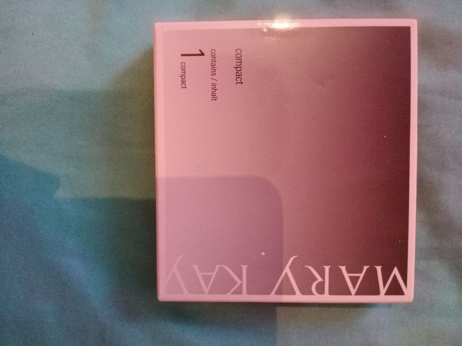 Футляр с зеркалом для косметики