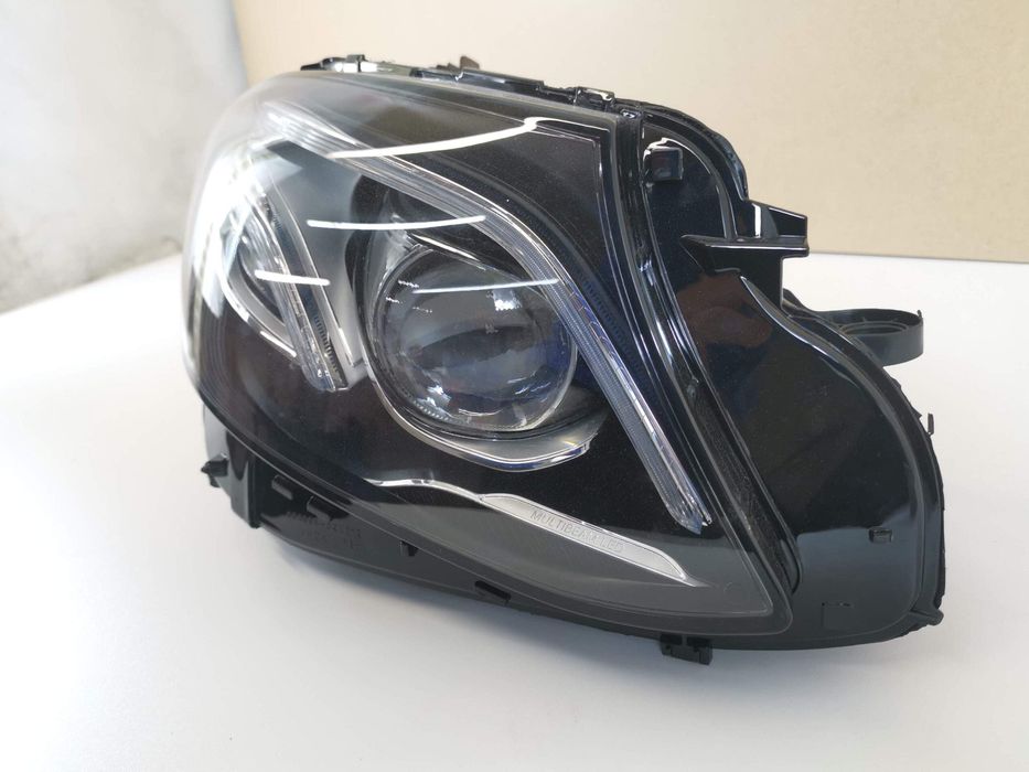 Фар Дясен MultiBeam Led Мерцедес-Бенц Е-Клас W213 Оригинален В Добро С