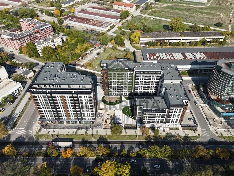 Продава се Многостаен апартамент в Пловдив, Каменица 2 - 204 кв.м за 1569 €/кв.м - Снимка #1