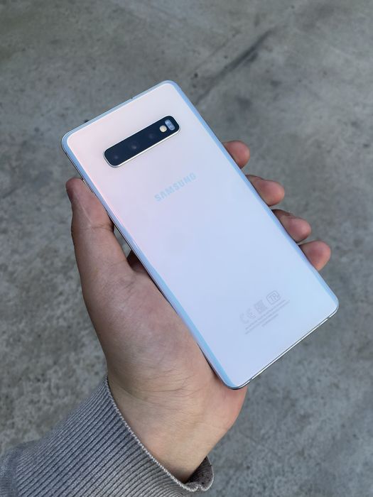 Samsung Galaxy S10 Plus Ideal Vietnam 2 ta sim 8/128GB