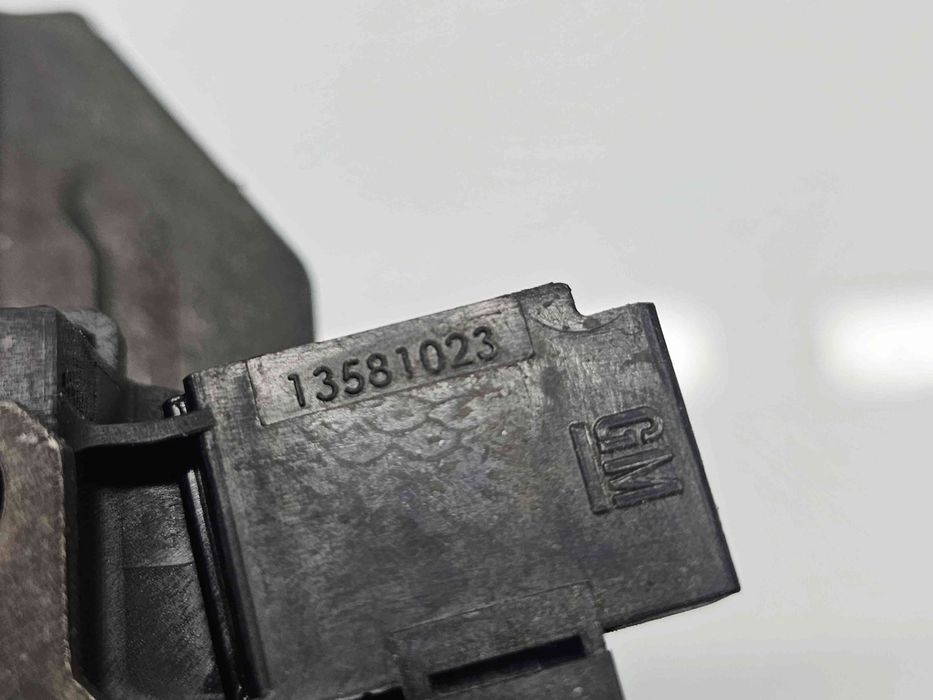 Broasca haion Opel Astra J [Fabr 2009-2015] 13581023