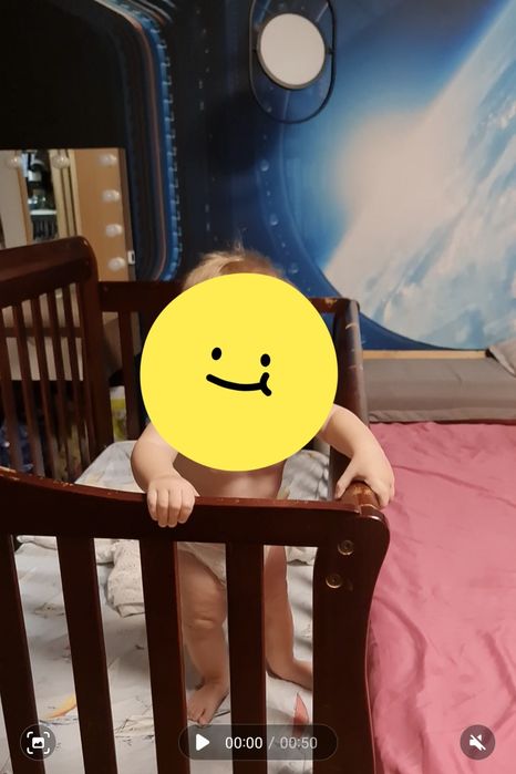 Деревянная кроватка манеж детская.