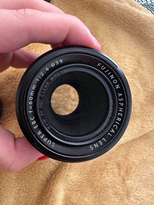 Obiectiv Fujifilm Fujinon XF 60mm f/2.4 R Macro, montura X