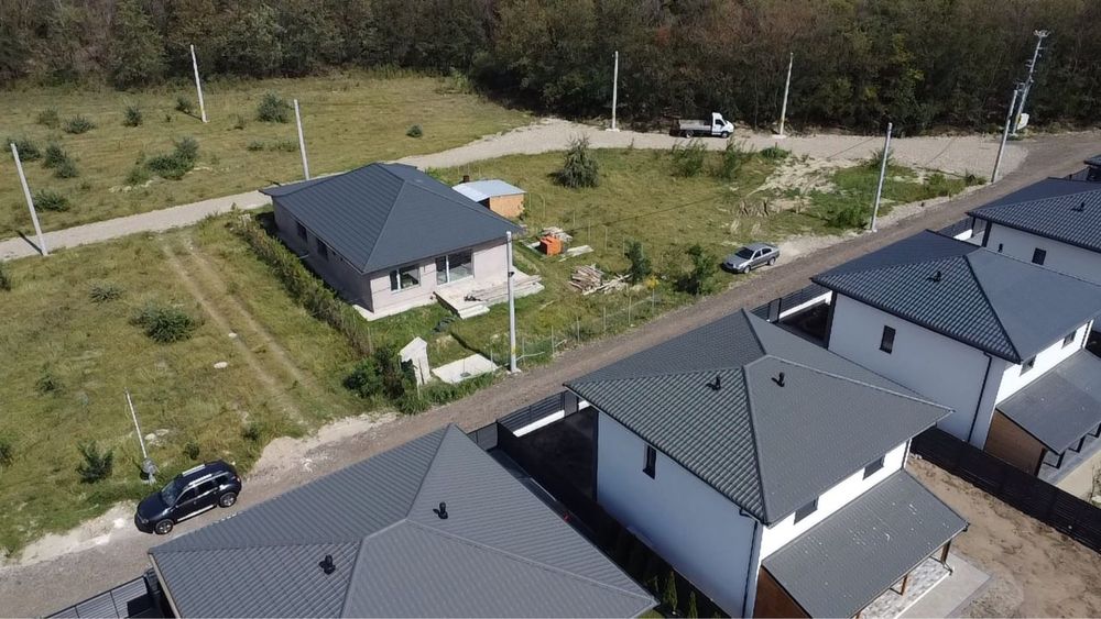 Case noi de vânzare(Pompa de căldură +PANOURI FOTOVOLTAICE)