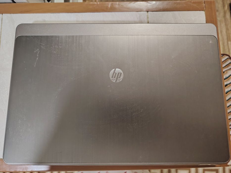 Продаю ноутбук торг уместен 
Процессор: Intel® Core™ i3-2350M CPU 2.30