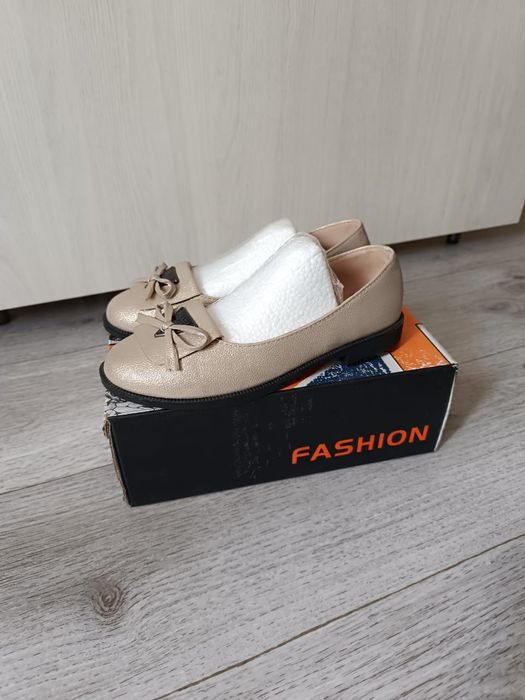 Обувь. Туфли женские.