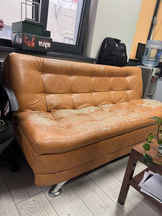 Диван в офис, кожзам