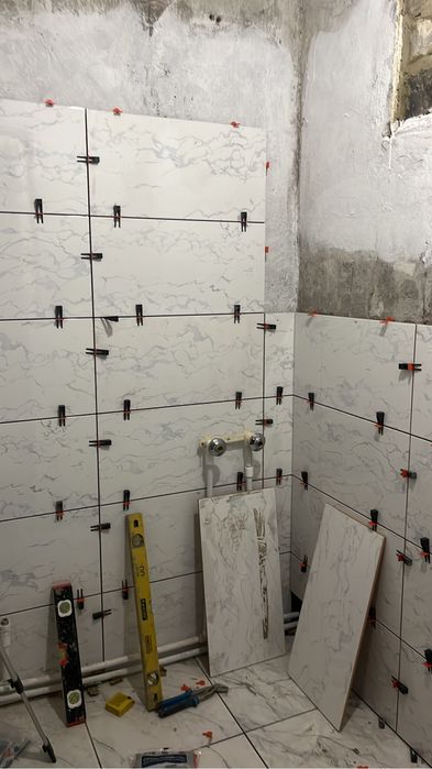 укладка кафеля , установка двери