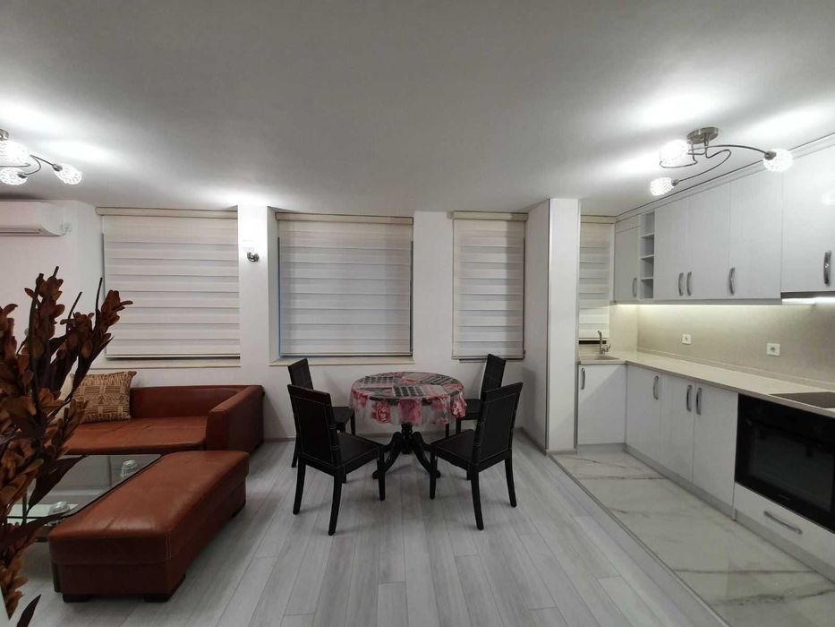 Дава се под наем Тристаен апартамент в Пловдив, Мараша - 100 кв.м за 498.27 € - Снимка #2