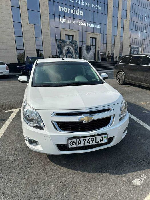 Cobalt aftomat 2023-yil 75 000 km Rangi: Oq