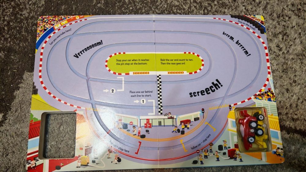 Carte copii - Wind up racing cars Usborne
