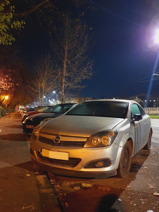 Vand Opel Astra 2005 motor 1.6 benzina completa fara Talon