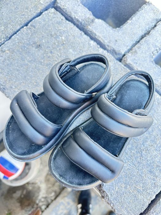 Продам летние детские сандали