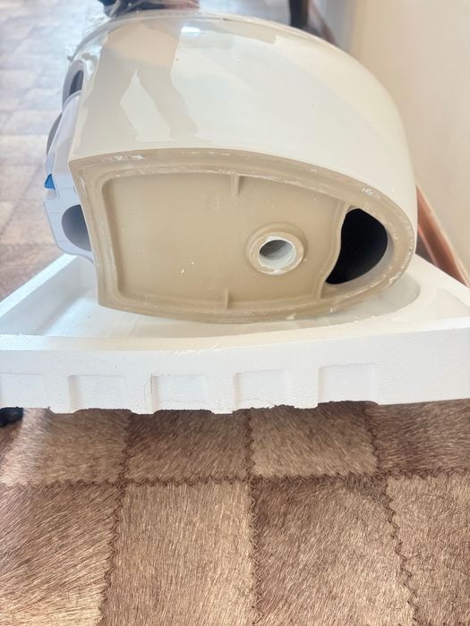 Унитаз с функцией биде