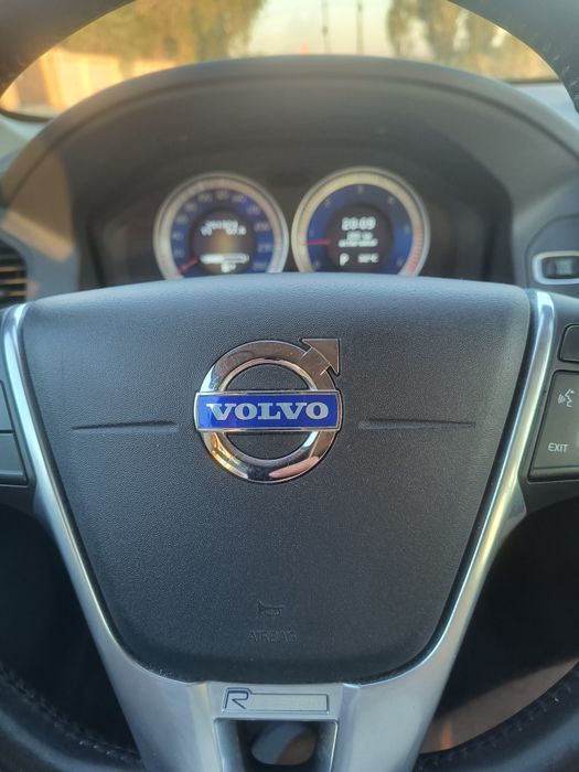 VOLVO XC60 2013 — imagine 3