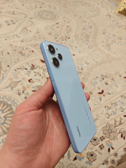 Продам Redmi 12 (6/128 GB)