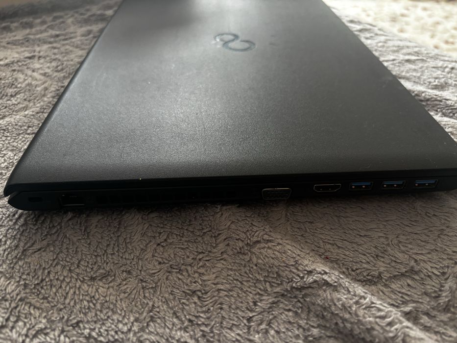 Fujitsu LIFEBOOK A555/G