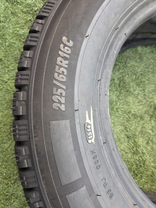225 65 16c Michelin Agilis Alpin