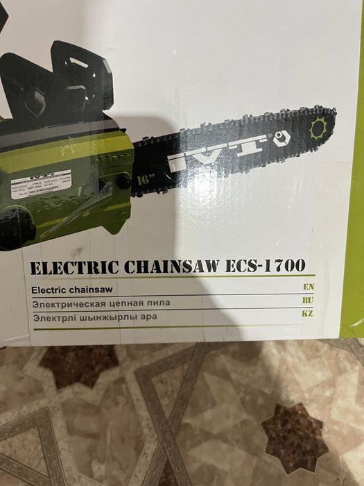 Электропила  IVT ECS-1700