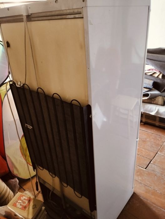 Холодильник INDESIT в хорошем рабочем состоянии