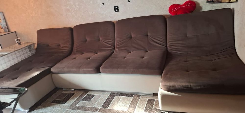 Продам диван б/у состояние хорошее