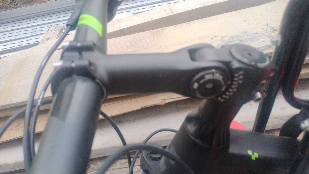 Bicicleta electrica cube