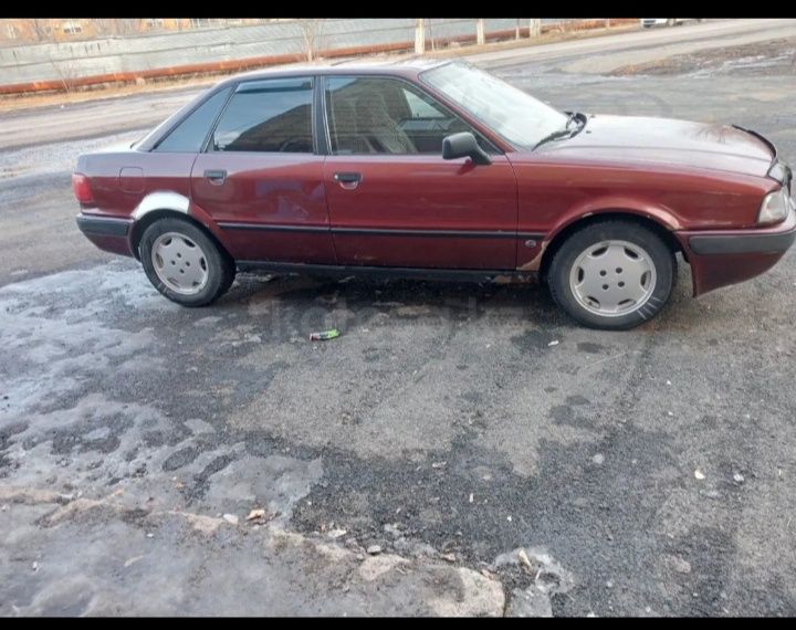 Ауди В4 Автомат 1992г