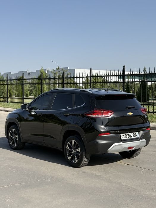 Tracker 2 premier plus 2024