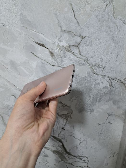 Продам infinix Hot 12 play память 64gb в отличном состоянии