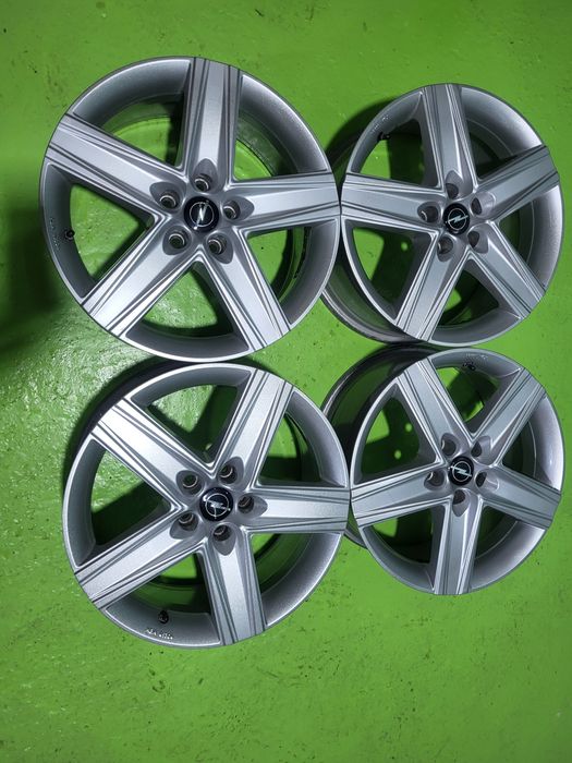 17 5x105 Opel лети джанти 5х105 опел