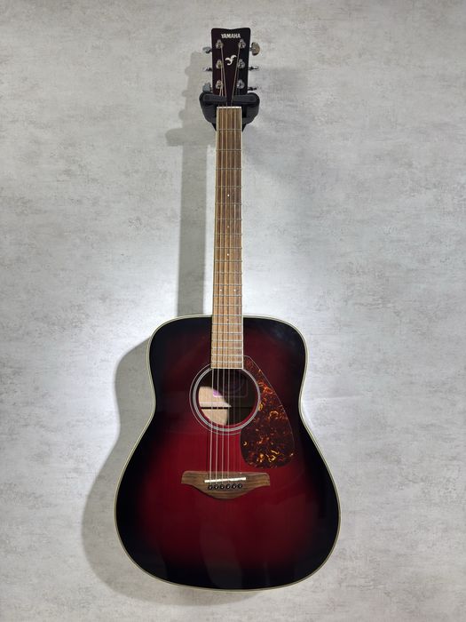 Гитара Yamaha FG720S