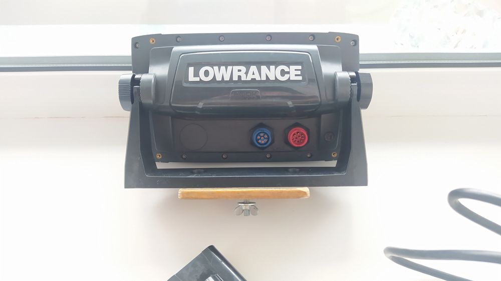 Эхолот Lowrance HOOK-7