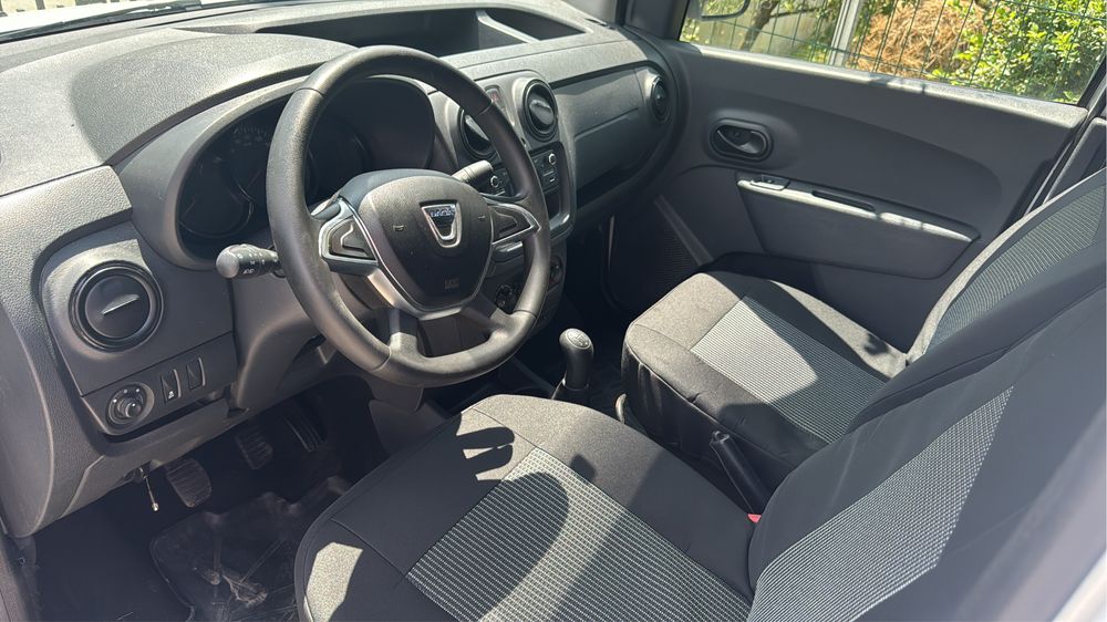 Vand Dacii Dokker 1.5 DCI 90 CP TVA Deductibil