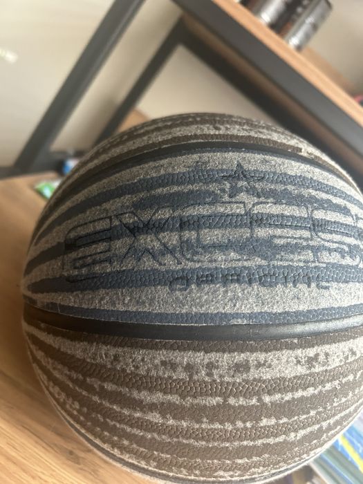 Баскетбольный мячик