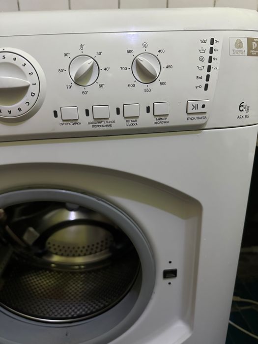 Hotpoint Ariston 6 кг автомат машинка