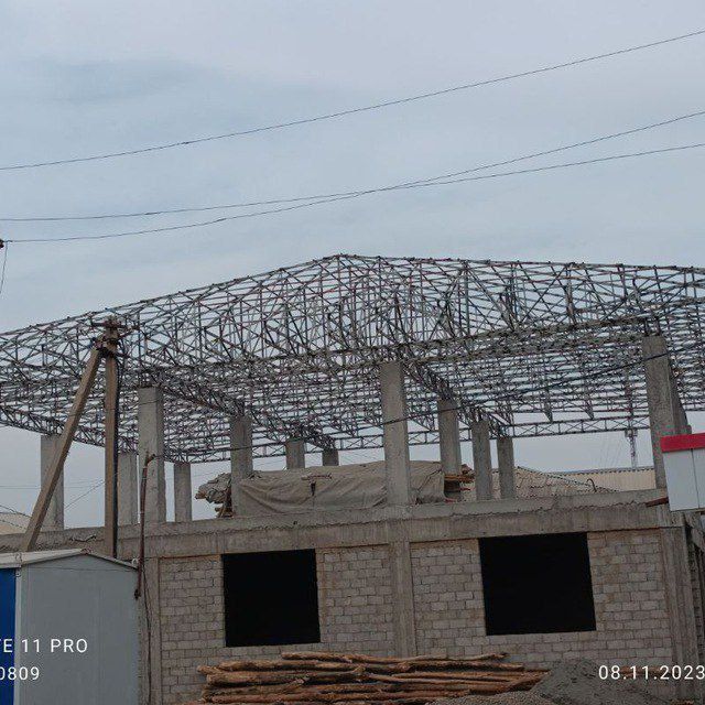 Tom navest molhona hizmat