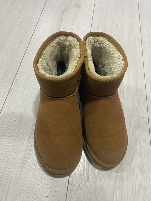 UGG imblanite marimea 38-40