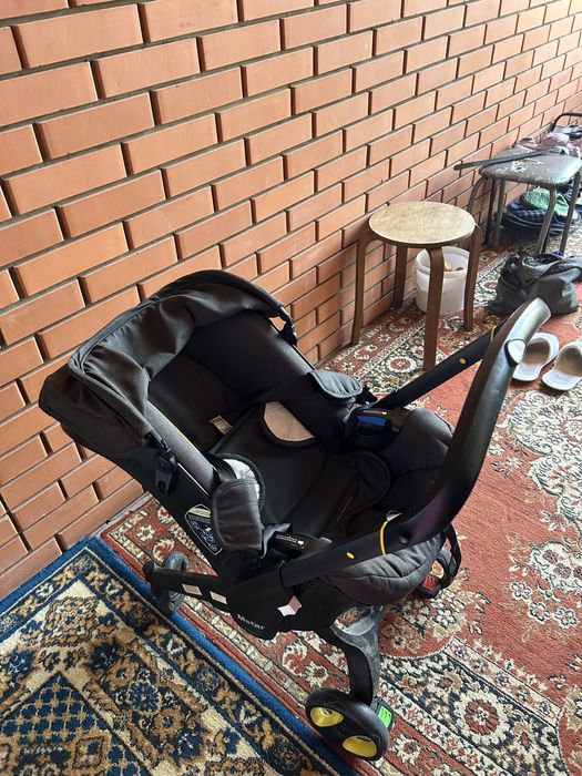 Продам коляску 2 в 1