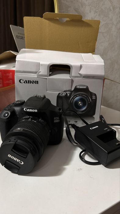 Камера canon EOS 2000D