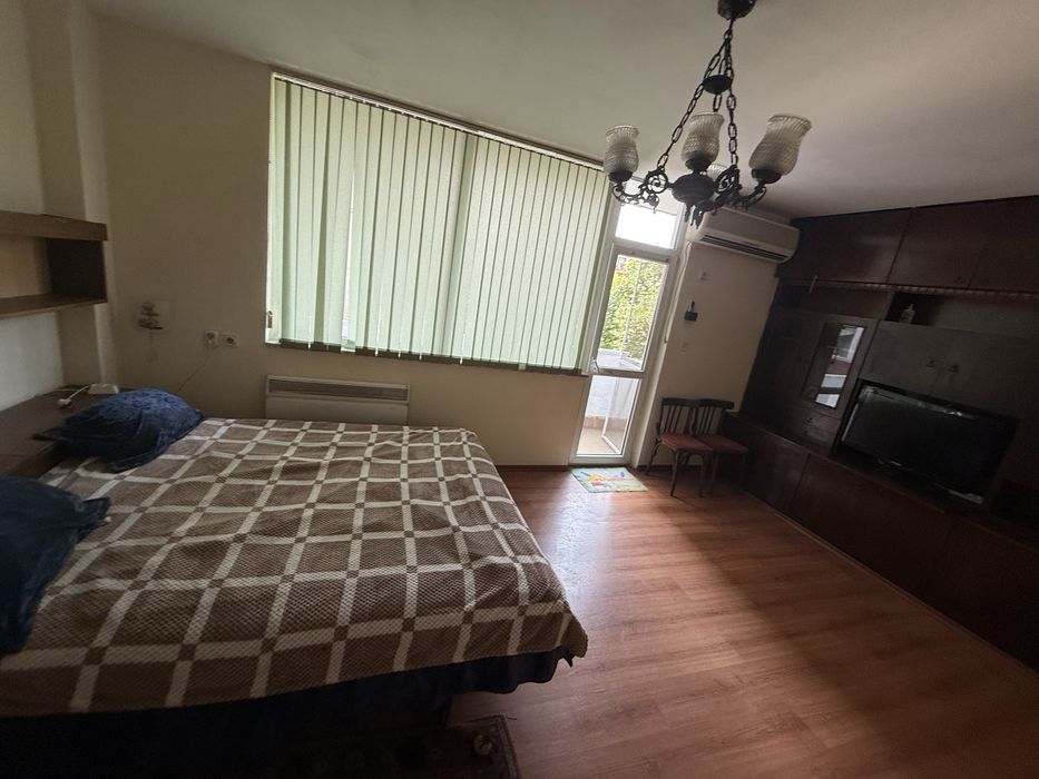 Тристаен апартамент