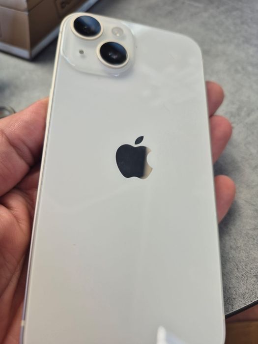 Vand iphon 14 simplu