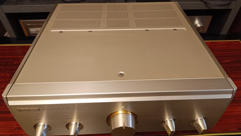 Усилитель Pioneer a-07