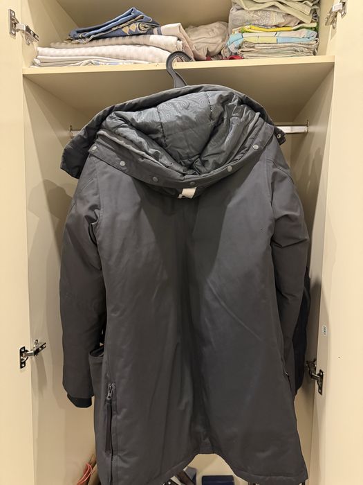 Продам куртку оригинальную Running River