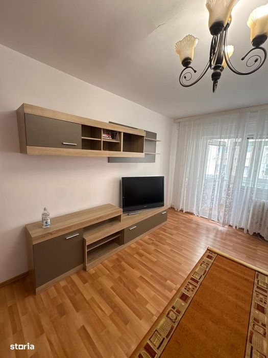 2 cam d 52 mp zona arcu 4 min piata uniri mob si  utilat complet 440 e