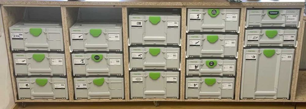 Релси за монтаж на куфари Festool – практична система за организация!