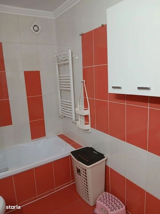 Apartament 3 camere, de închiriat, zona Terezian