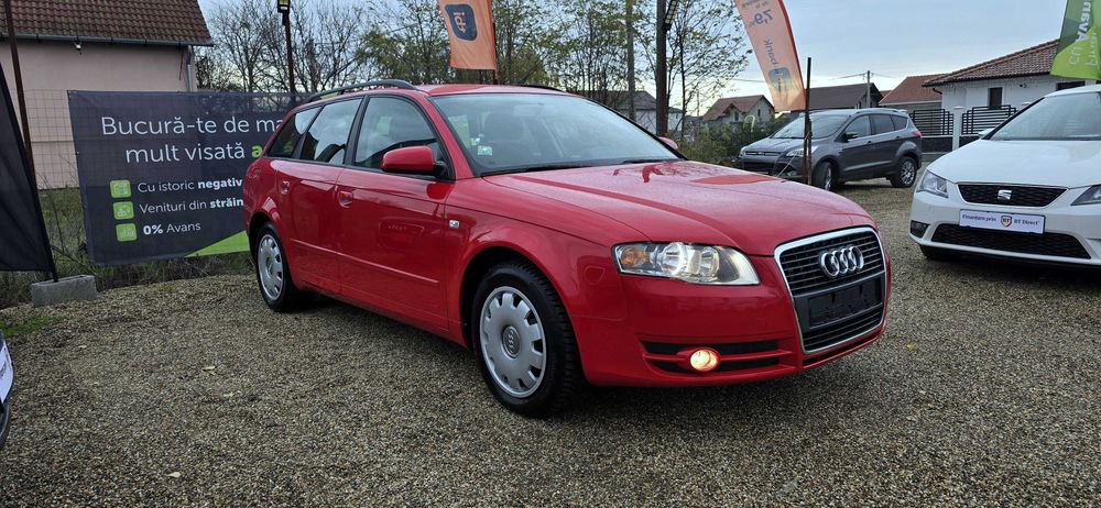 Audi A4 Avant an 2005 motor 1600 cm3 benzina motor simplu clima incalzire scaune