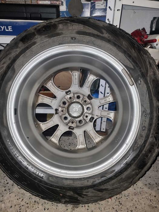 Зимни гуми с оригинални лети джанти за БМВ Х3 Е83 .