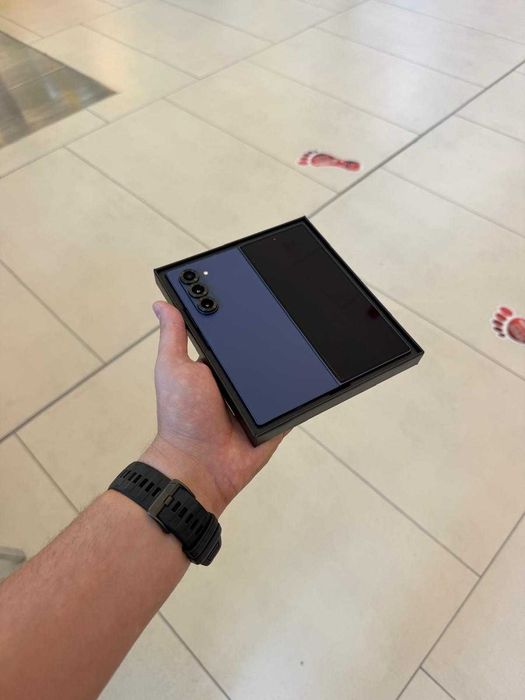Samsung Zfold 6 | 512 GB | 12 GB RAM | Rate Fara Avans | Acceptam si Schimburi | Livrare Toata Tara.